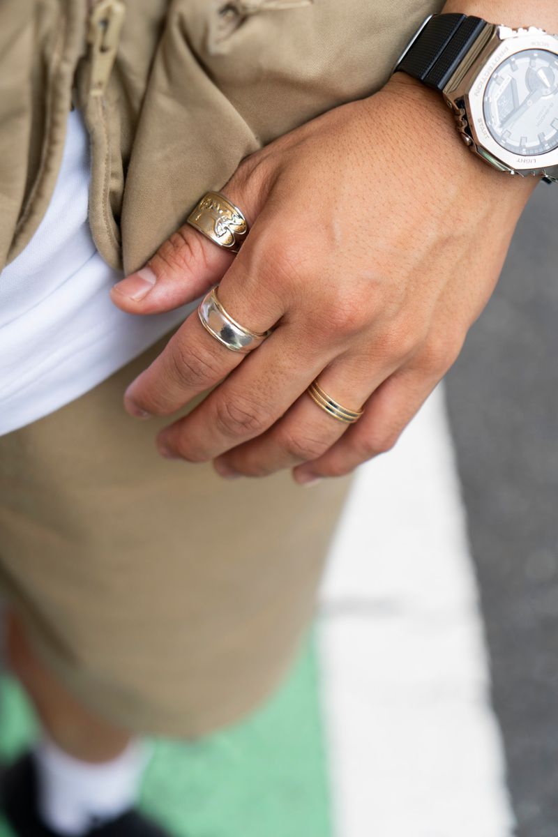 同系色のアイテムを揃えてセットアップ風に 伊藤慎哉 6枚目の写真