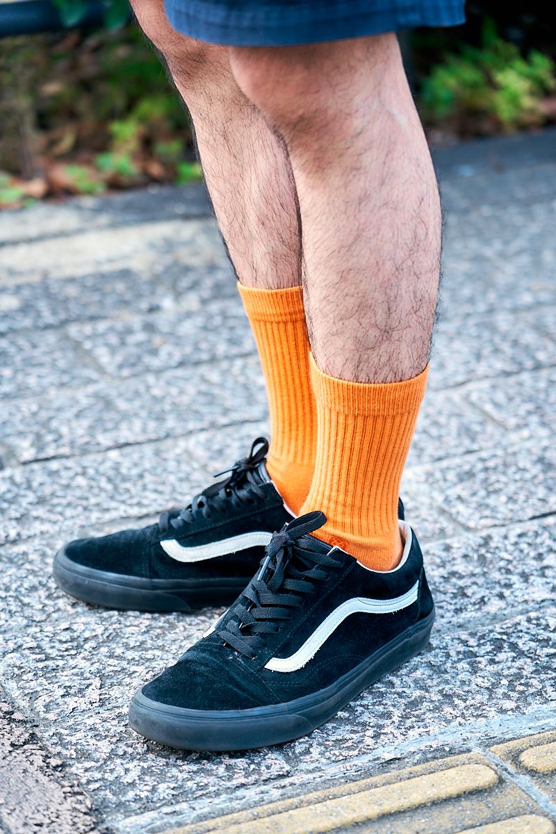 隠すよりも見せる。脛が喜ぶカラーソックス 馬場亮太 5枚目の写真