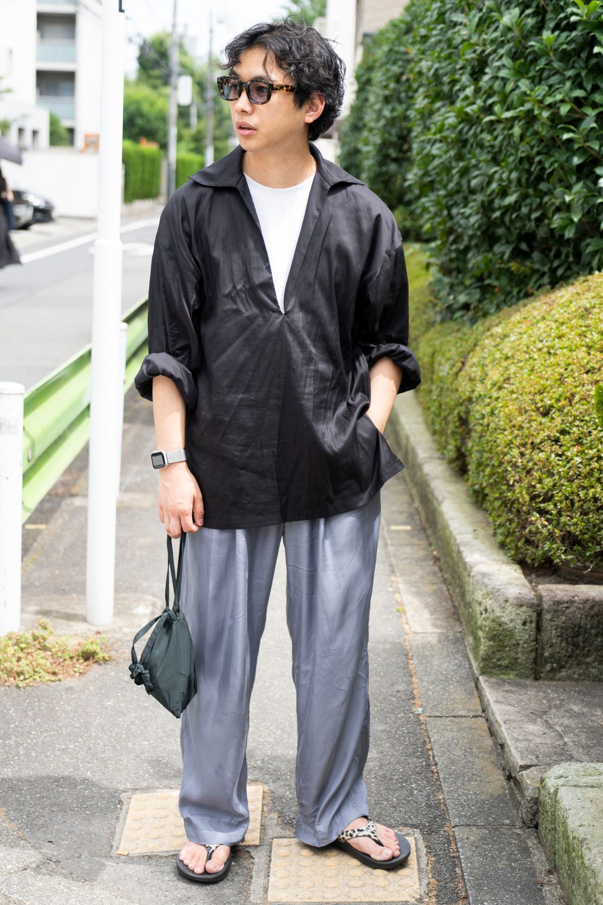 シャツ＝シティショップ