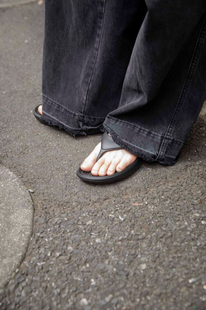 「ZARA」のパンツは上下“黒”でキメろ！初夏のコーデをクールに纏めた3名をスナップで - 5枚目の画像