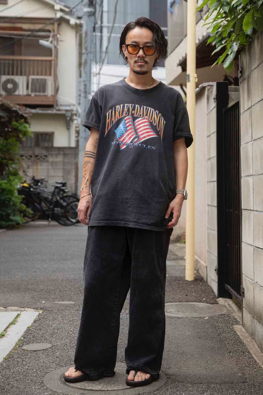 「ZARA」のパンツは上下“黒”でキメろ！初夏のコーデをクールに纏めた3名をスナップで - 4枚目の画像