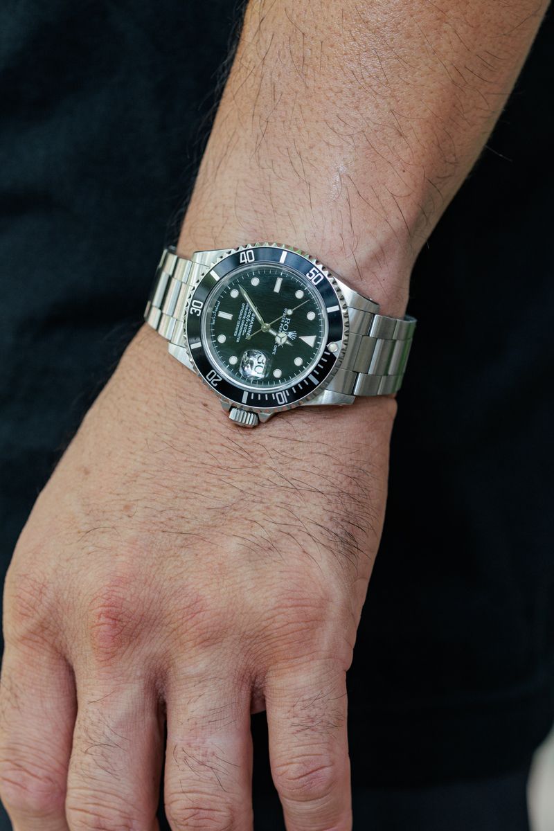 差し色にグリーンを効かせた大人ストリート ATSUSHI 7枚目の写真