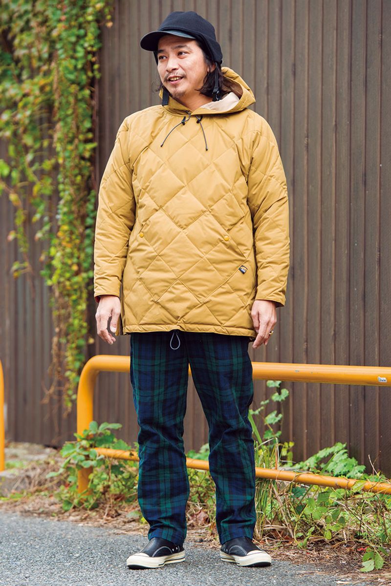 大ぶりなプルオーバーのインパクト！ボトムスにも遊び心を 小川元気