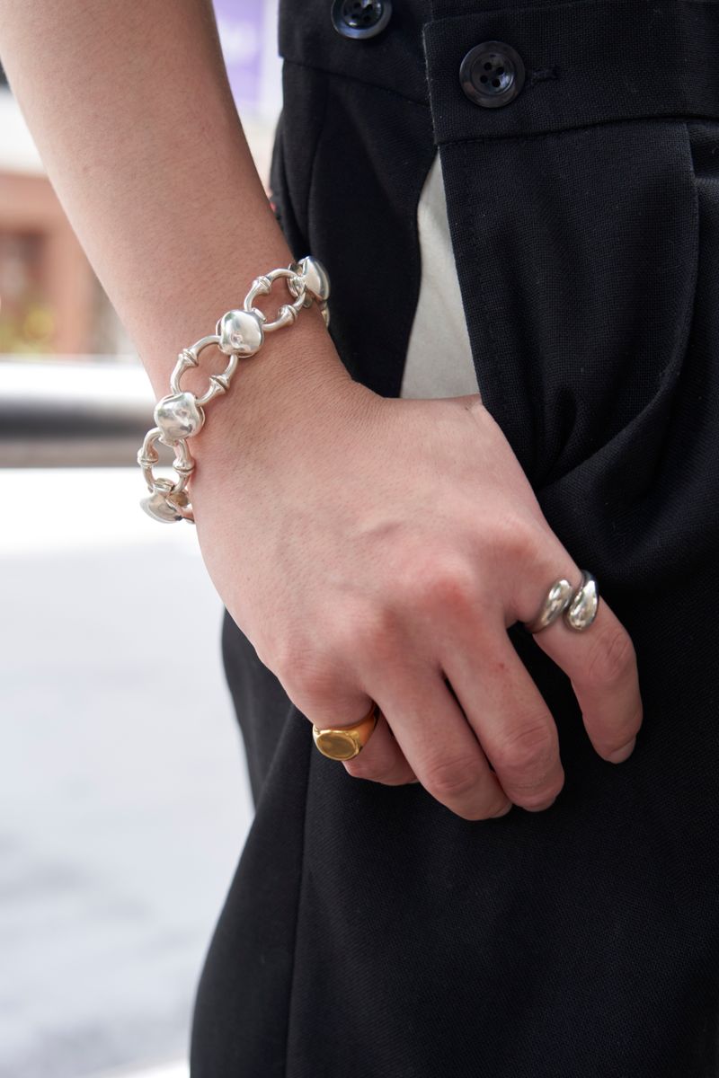 オーバーオールをオールブラックでCOOLに Shougo 5枚目の写真