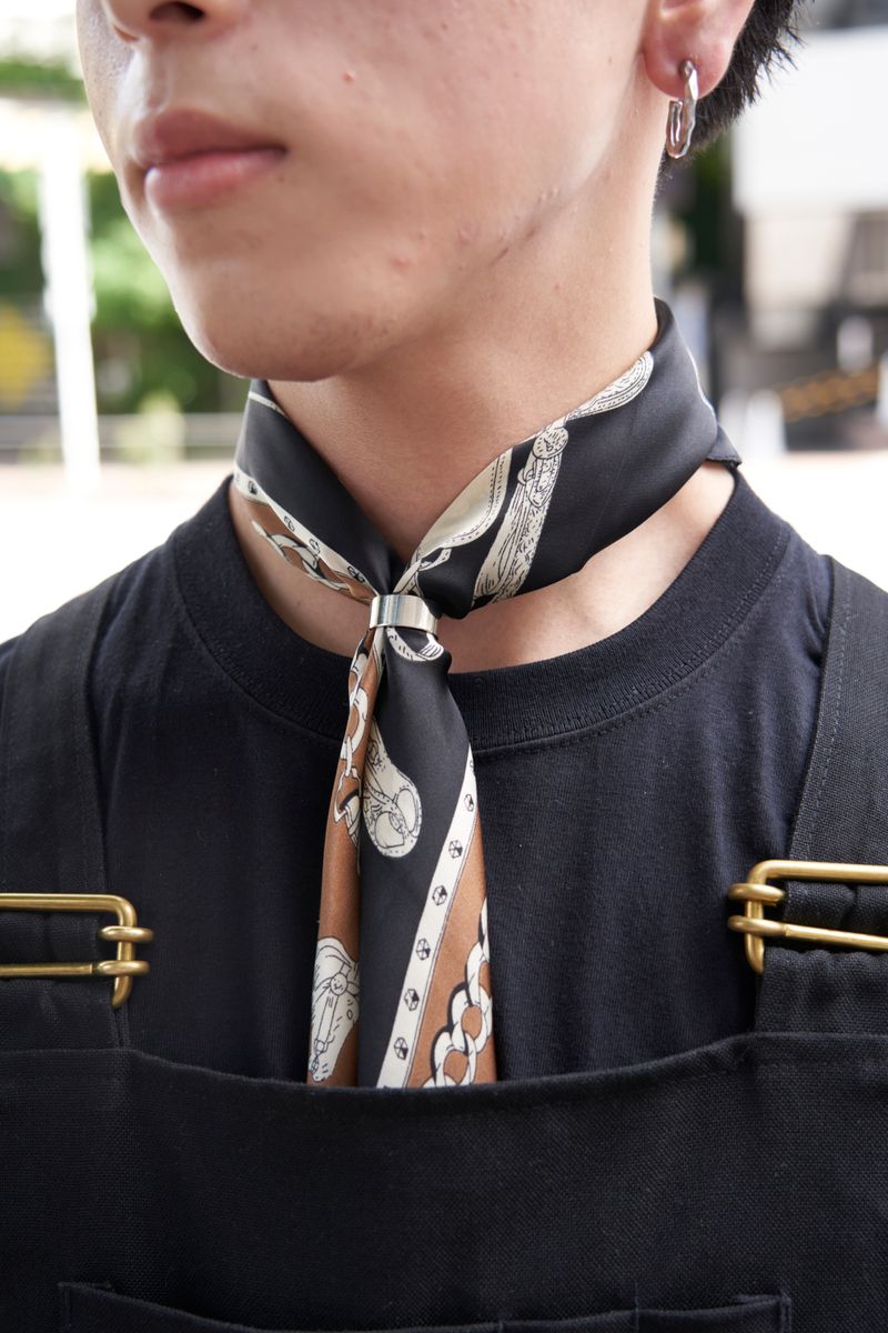 オーバーオールをオールブラックでCOOLに Shougo 4枚目の写真