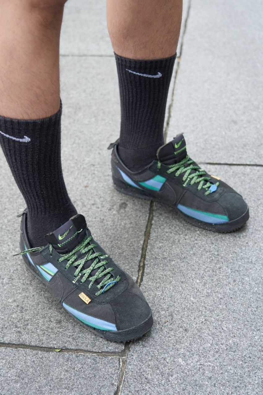 「レッドキャップ」はパンツだけじゃない！夏にさらりと映える”半袖シャツ”の有能性をスナップで - 10枚目の画像