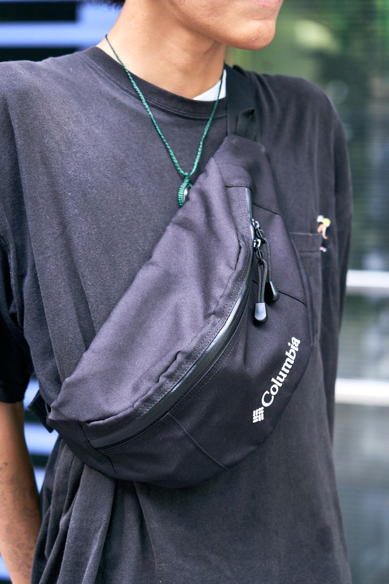 待ちきれぬ秋をパープルパンツでお出迎え 岡村 拓 5枚目の写真