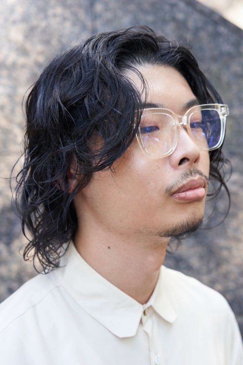 Z世代に学ぶ都会的なカラーリングセンス 鍵本 翔 3枚目の写真