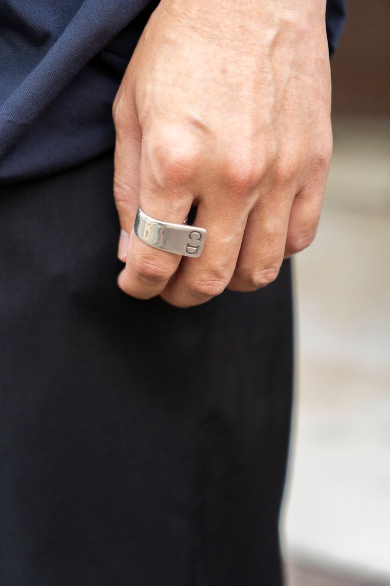 スポーティカジュアルにベストでアクセント 山本真敬 8枚目の写真