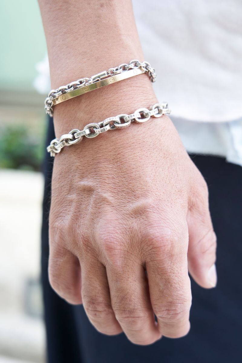 小物使いで垢抜ける。遊び心も増し増し Khanphi Saga 5枚目の写真