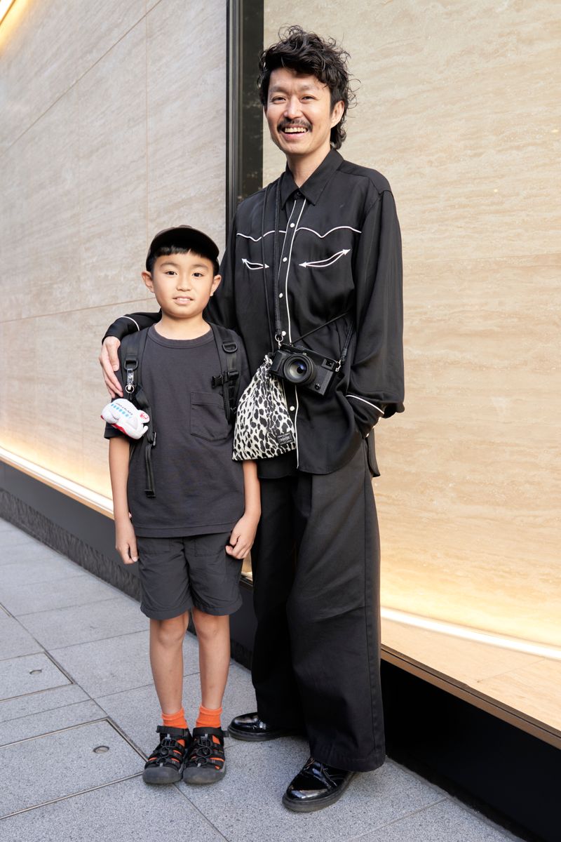 パパのチョイスで黒コーデをペアリング 山本剛史