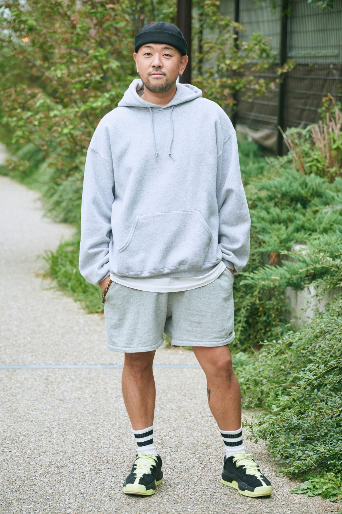 パーカ フルーツオブザルーム Tシャツ ヴィーエルバイビー パンツ ノーマン シューズ ワイスリー 帽子 パリーニ ウォレットチェーン 古着