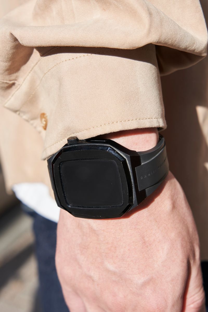 スエードシャツの立体感でマンネリ脱出 サトシ 4枚目の写真