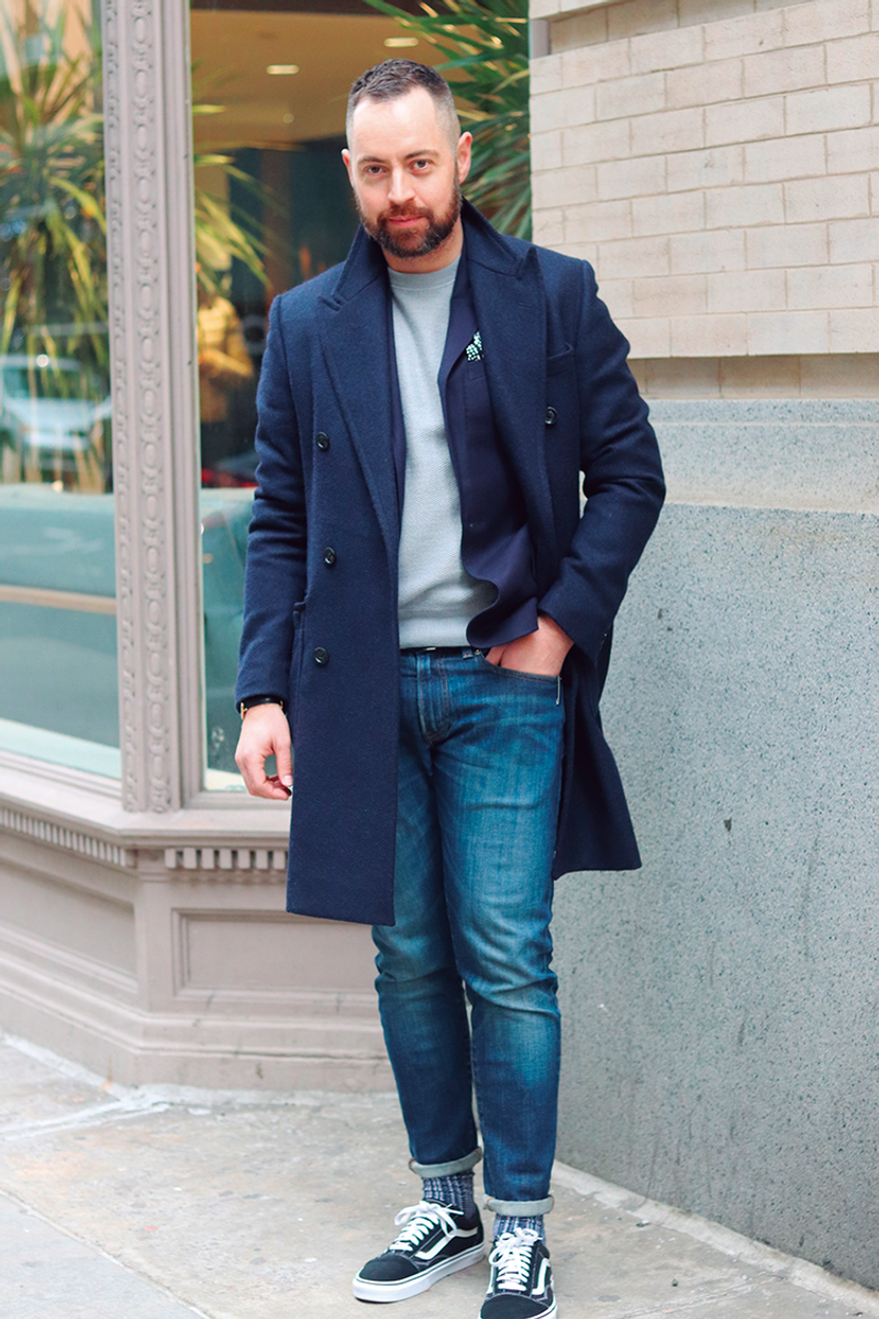 シンプルコーデを格上げする、ロールアップ＆”チラ見え”ソックス ブライアン