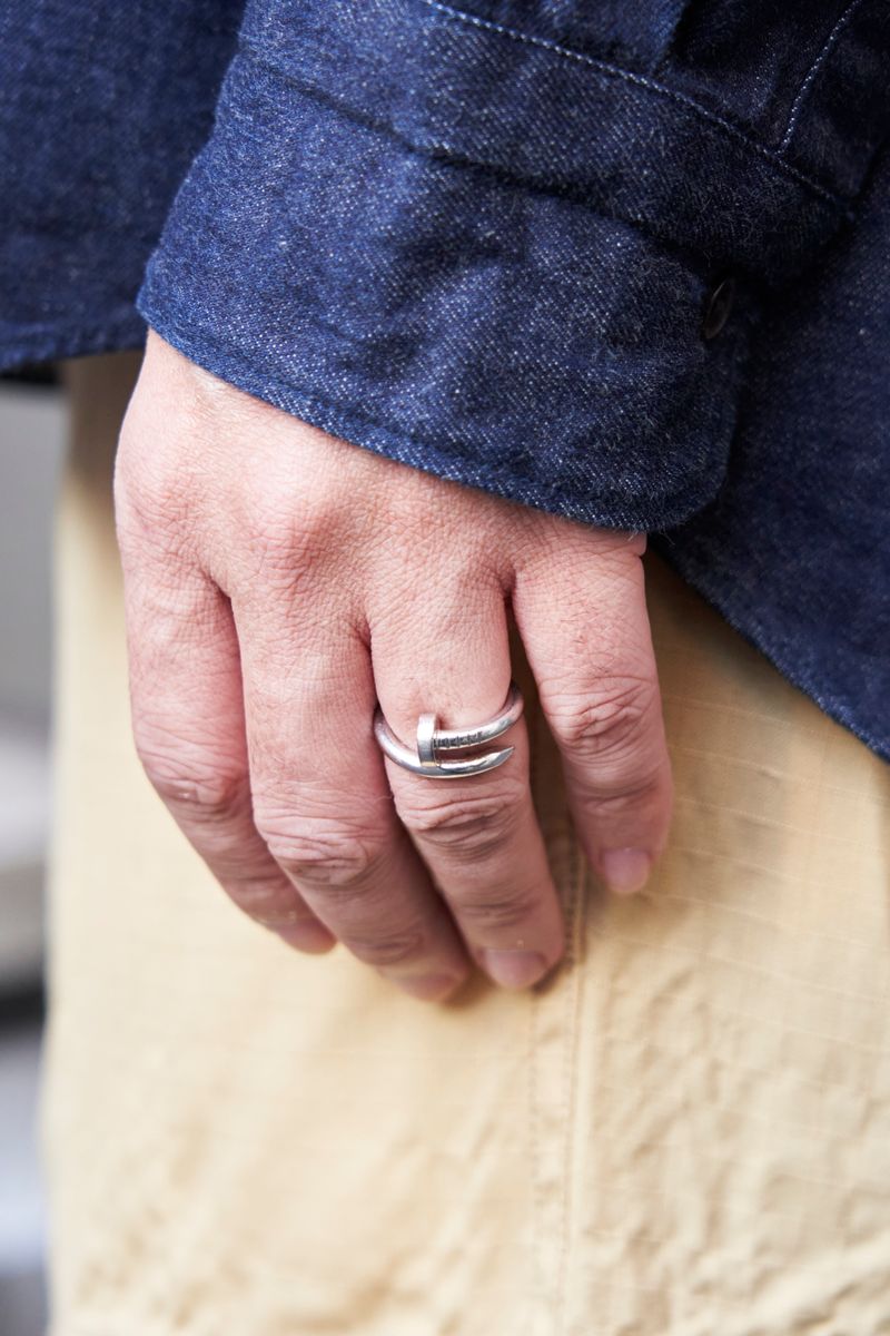 ひと味違う下半身。秘密はベージュの色繋ぎ 鈴木 克 4枚目の写真