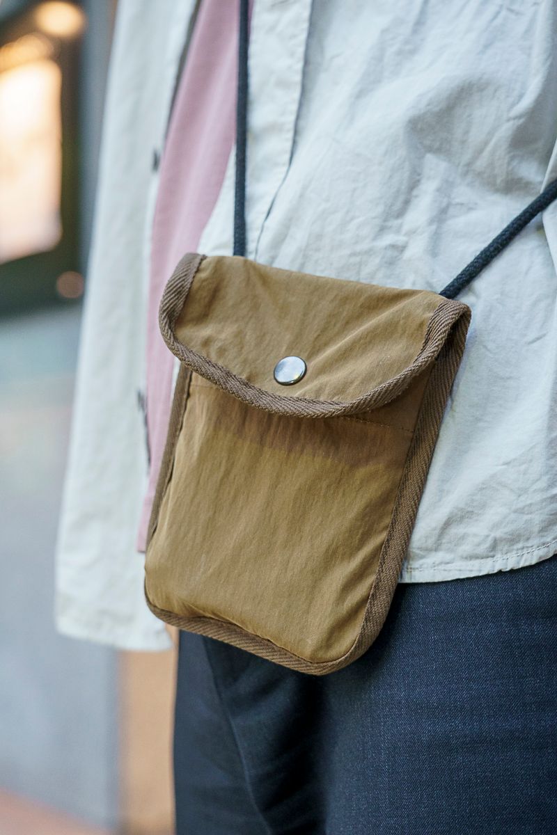 噂のサステナシューズ。ブラックは街で万能 佐々木 享 4枚目の写真