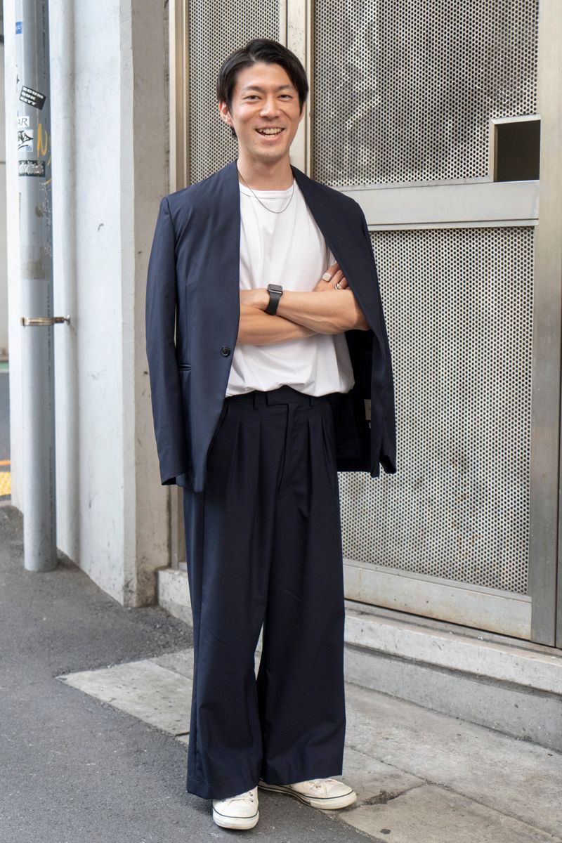 ノーカラーJK＆ワイドパンツの着流しスーツ 鶴崎祥平