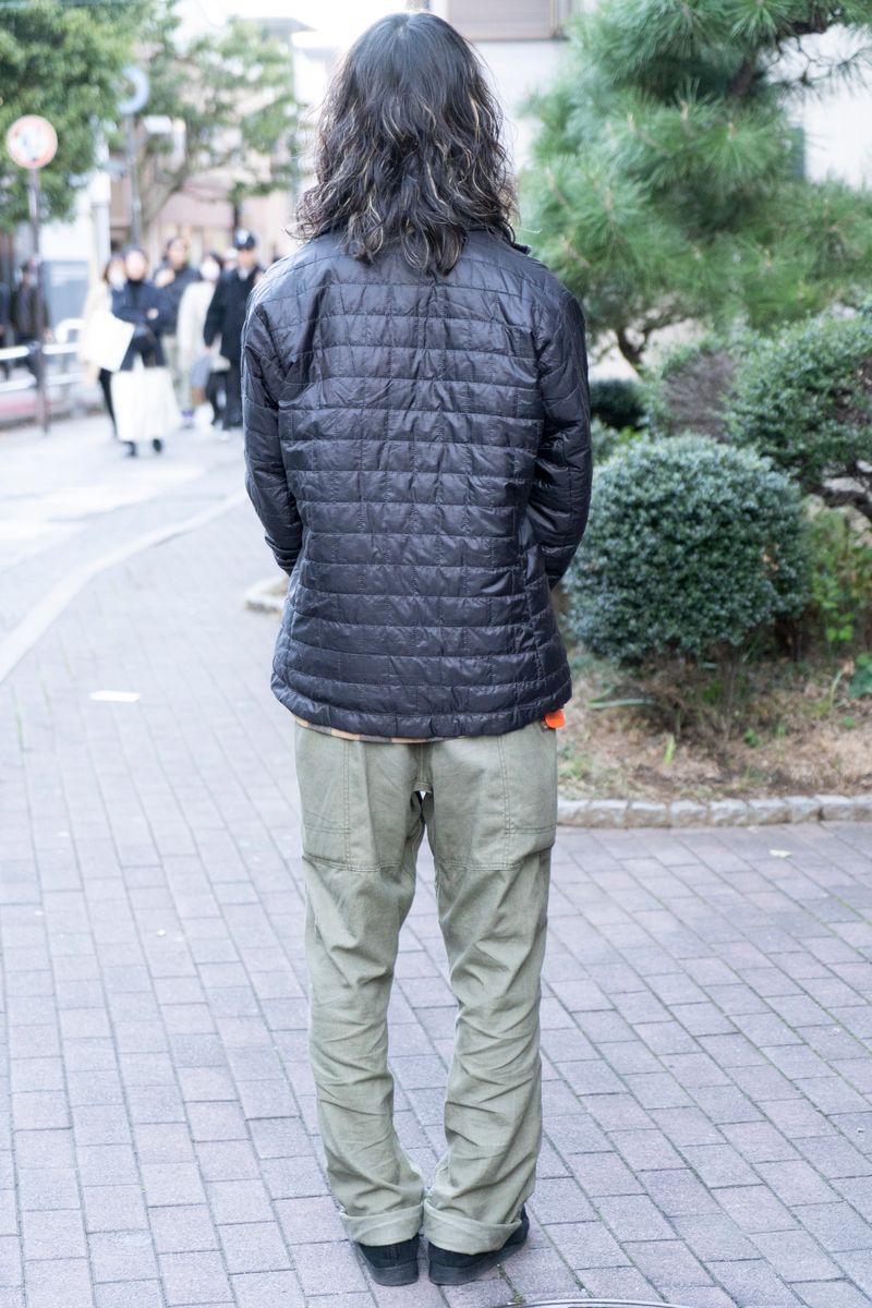 ダウンに襟付きシャツのいなたい感じが◎ 近藤 蓮 2枚目の写真