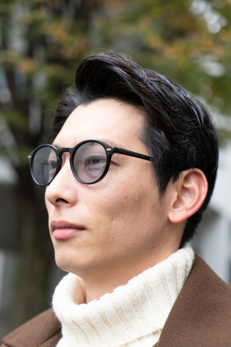 白タートルで爽やかに茶コートでダンディに 松本 翼 3枚目の写真