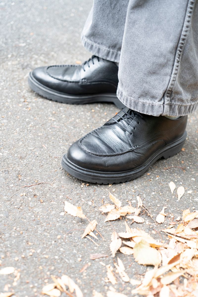 白タートルで爽やかに茶コートでダンディに 松本 翼 5枚目の写真