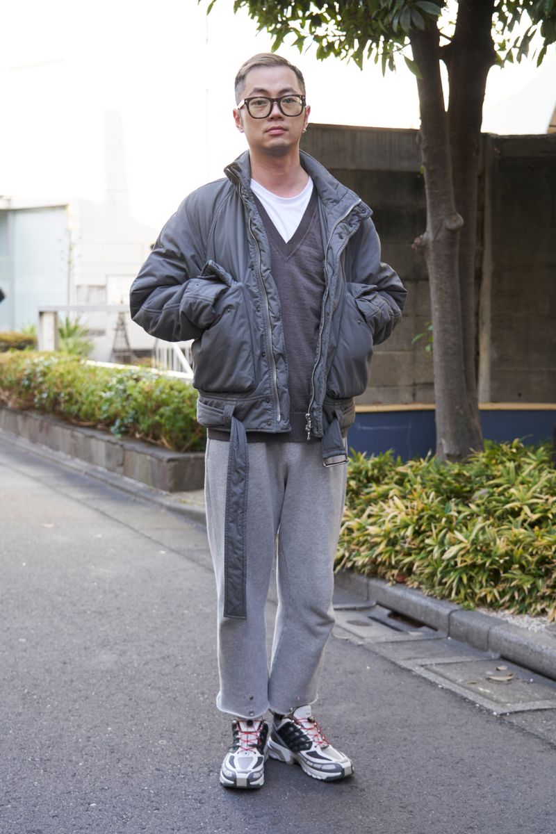 グレーのグラデーションが上級者の雰囲気 ジュリエン