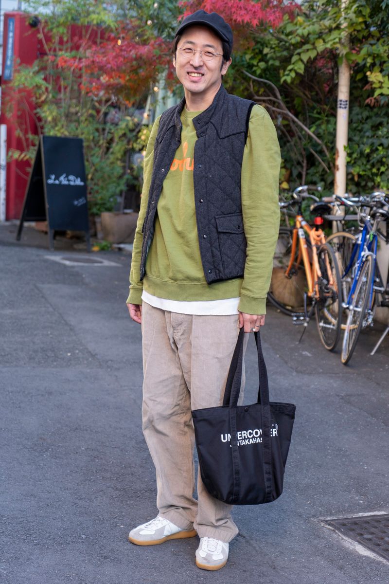 指先にモード感。メンズが着けるパールリング 岡崎