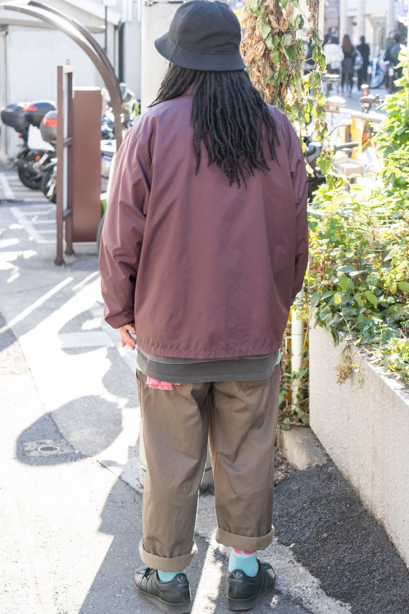 胸元のブランドロゴがさりげなくヘンタイ 柏木陽平 2枚目の写真