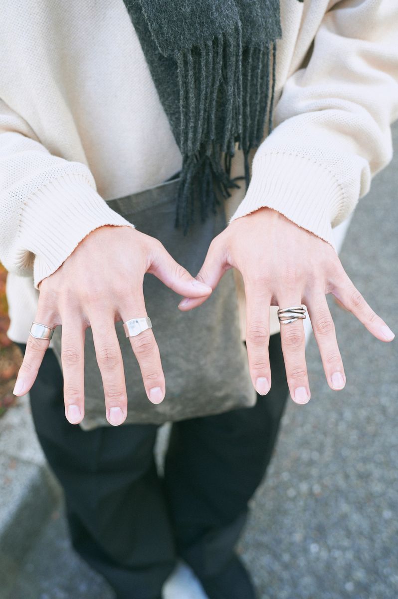 定番のワラビーブーツは大人ブラックが正解 木村晃成 6枚目の写真
