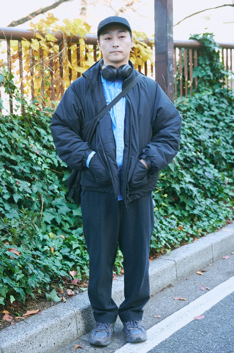 ダウンにあえて綺麗めシャツを合わすのが大人流 森田泰亘