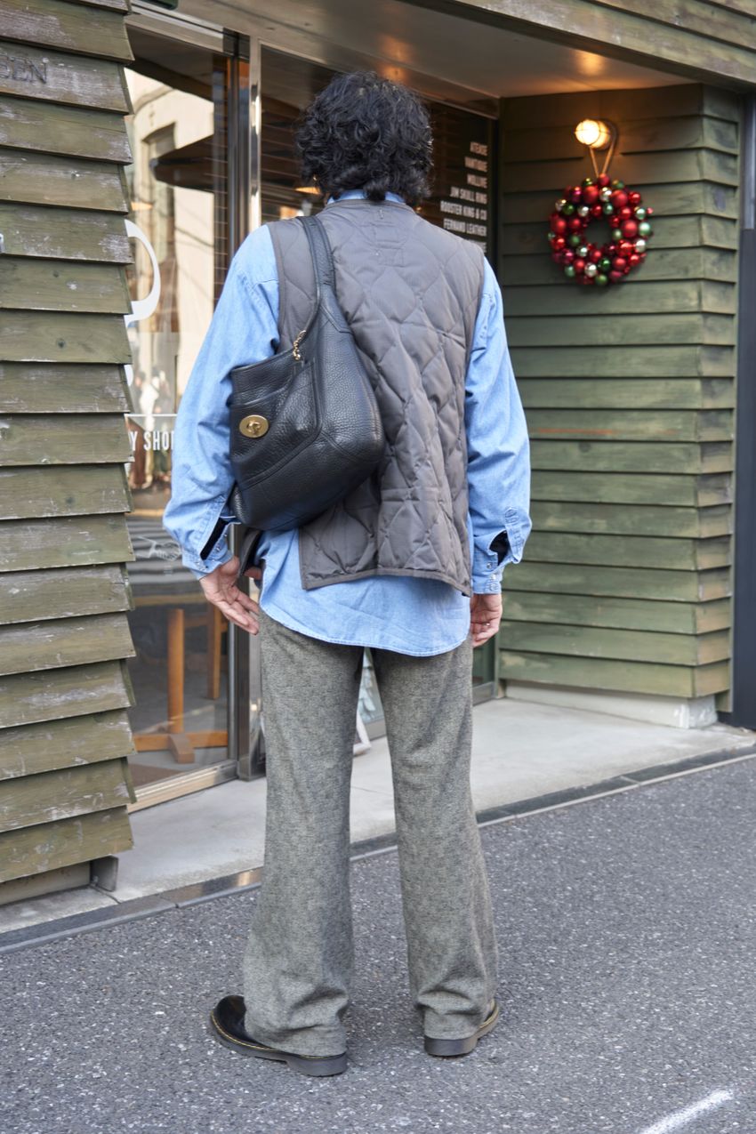 薄く、軽く、温かく、コスパも最高！「タイオン」のダウンを自由に着こなす3名の大人たち - 12枚目の画像