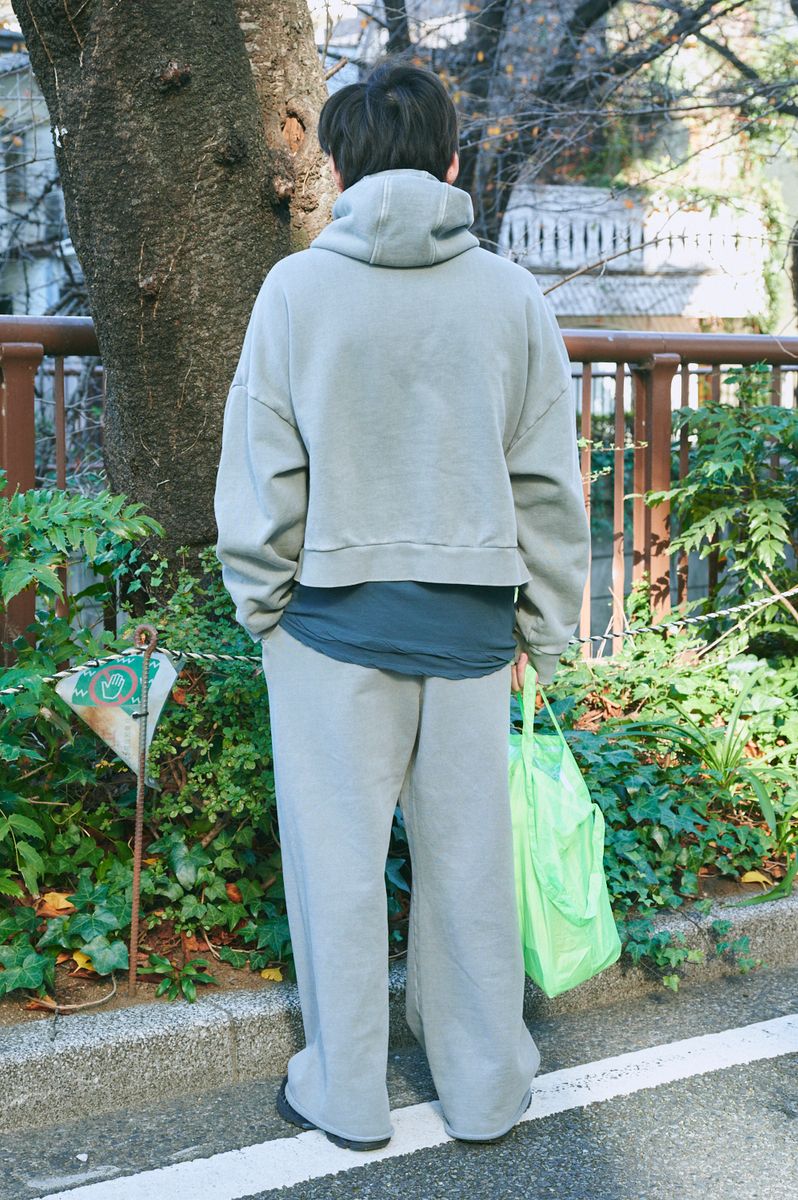 一歩先行く変化系スウェットセットアップ 中島 亘 3枚目の写真