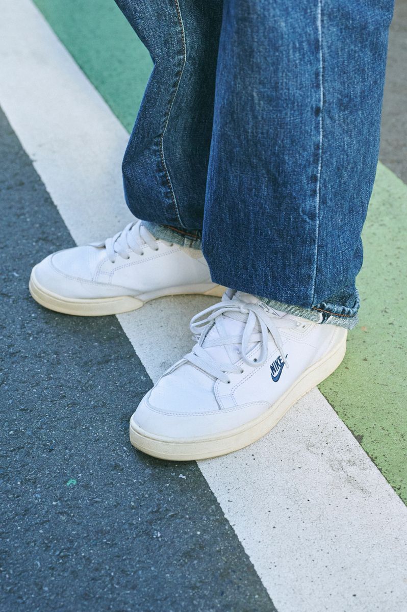 クリーンなスウェットはオーラリー一択 青谷亮治 5枚目の写真