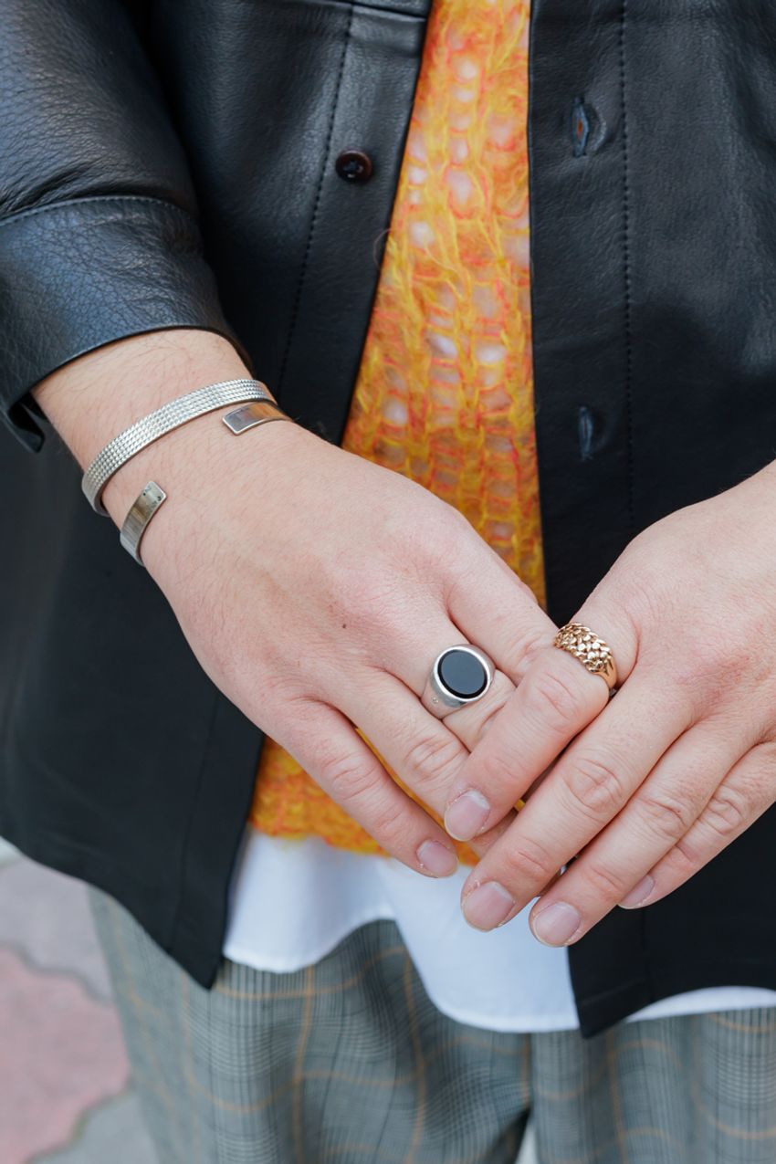 ニットは「モヘア」を選ぶべき。スナップで見つけた3名から導く、コーデにもたらす効果 - 7枚目の画像