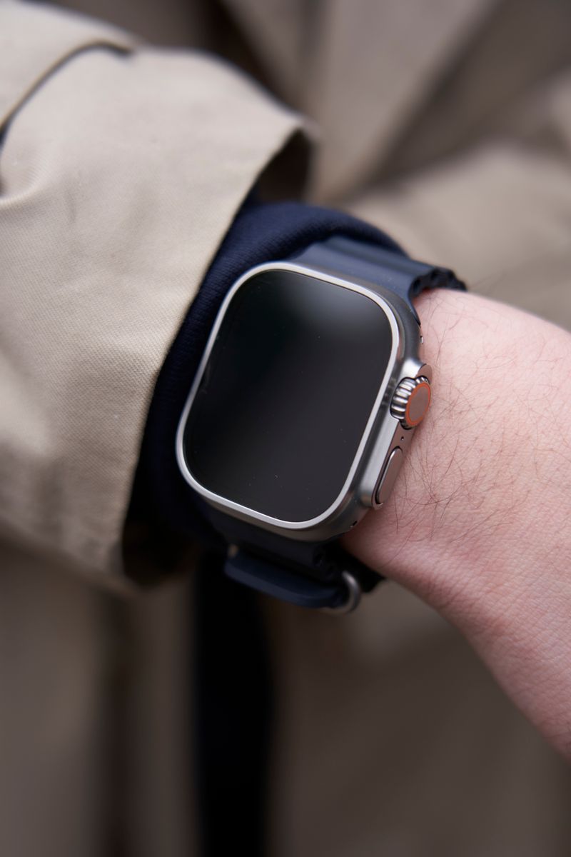 ロングトレンチで綺麗めなアメトラを堪能 ペ 4枚目の写真