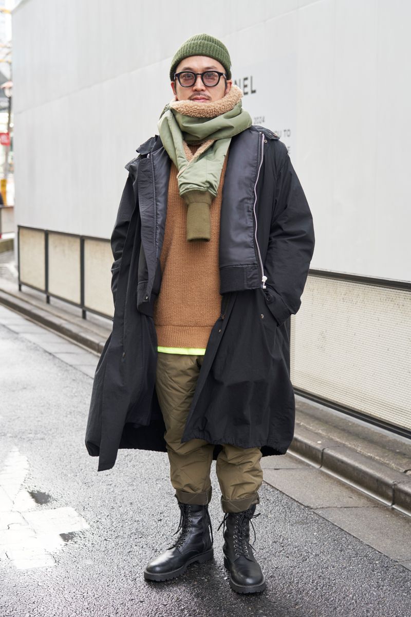 変形デザインのマフラー＆コートを愛用 加藤康道