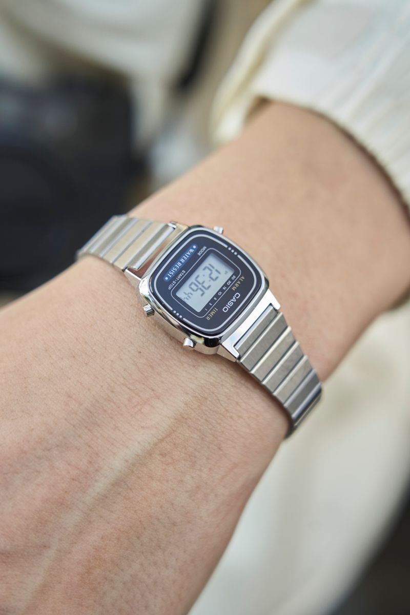 裏葉色の気分。柔らかな風合いが心地いい マスダフミヤ 6枚目の写真