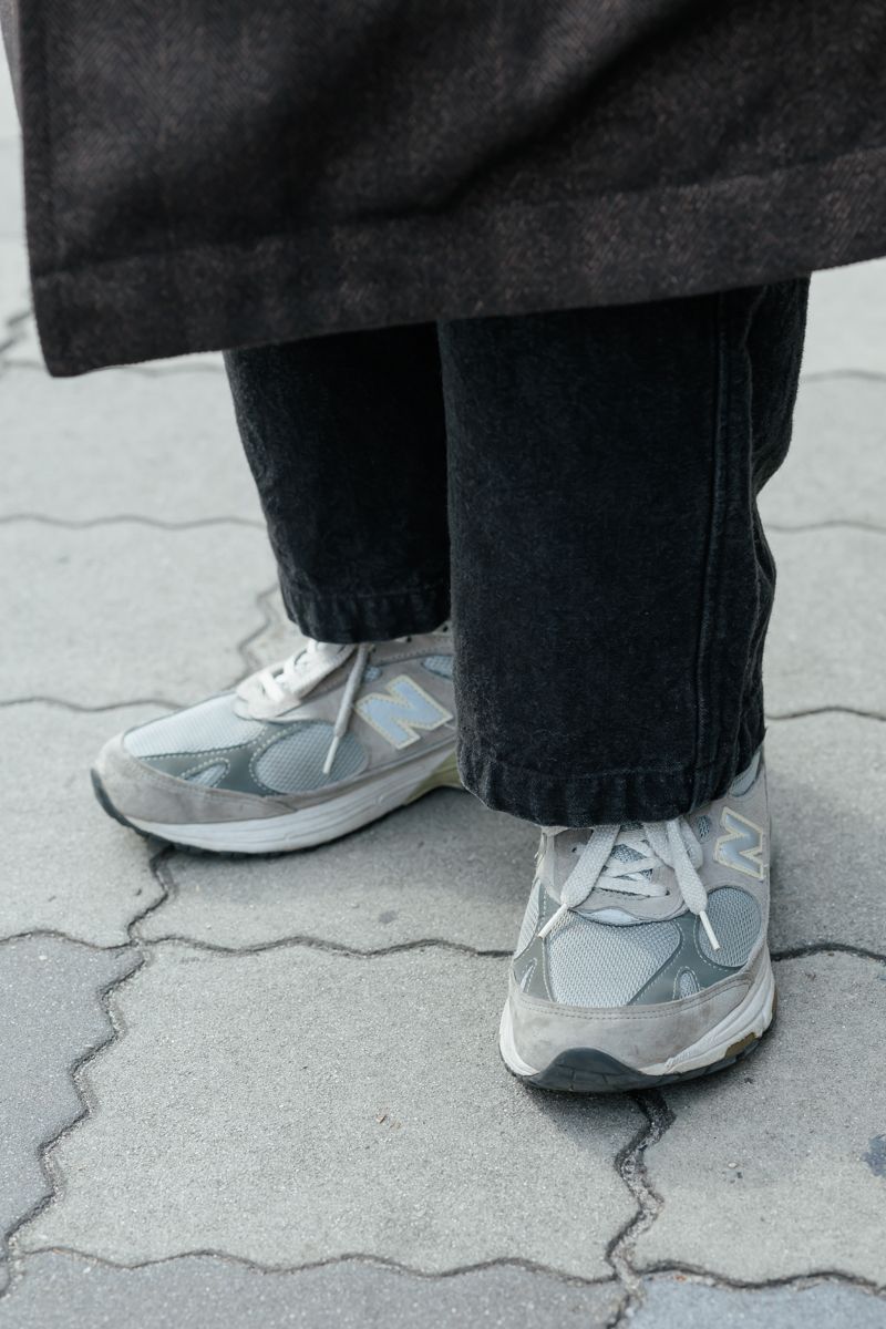 “かっちりし過ぎ”を回避する丸メガネ効果 梅村康平 8枚目の写真