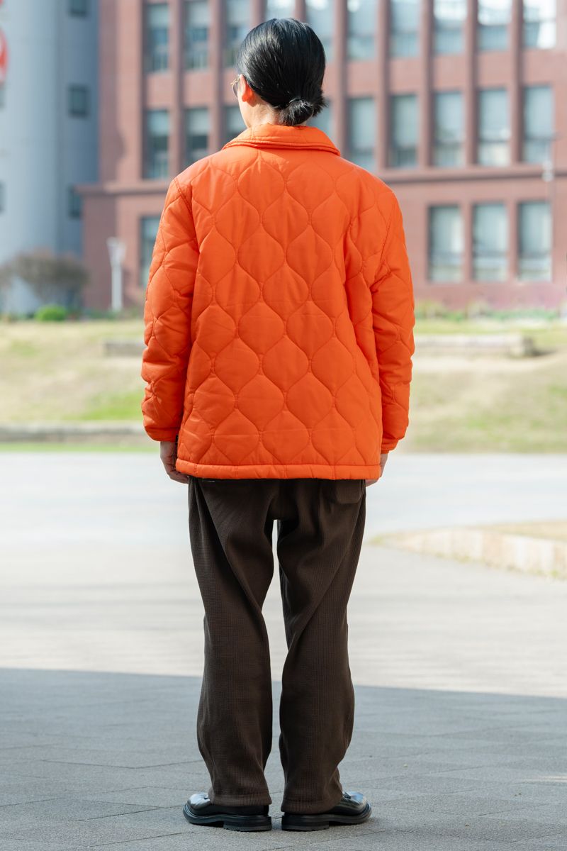 春に向けた鮮やかな色と素材の組み合わせ 小林祥明 2枚目の写真