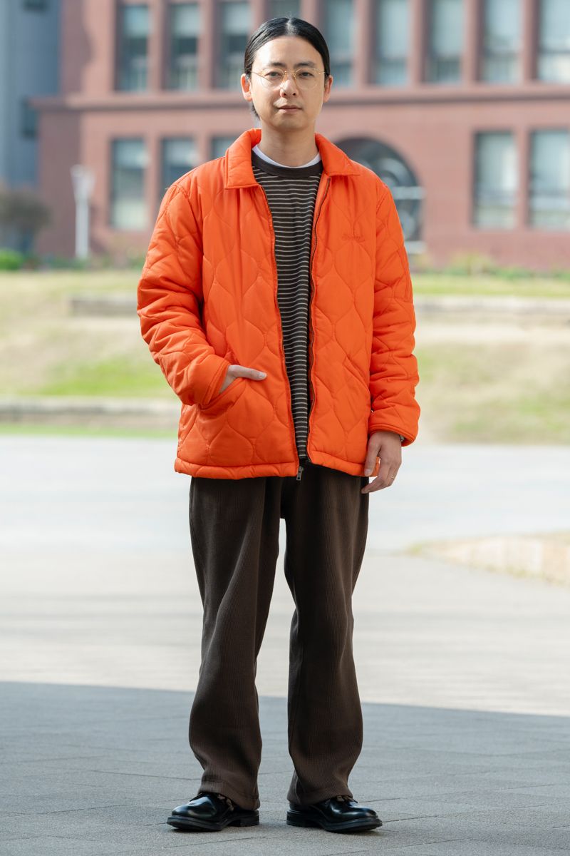 春に向けた鮮やかな色と素材の組み合わせ 小林祥明