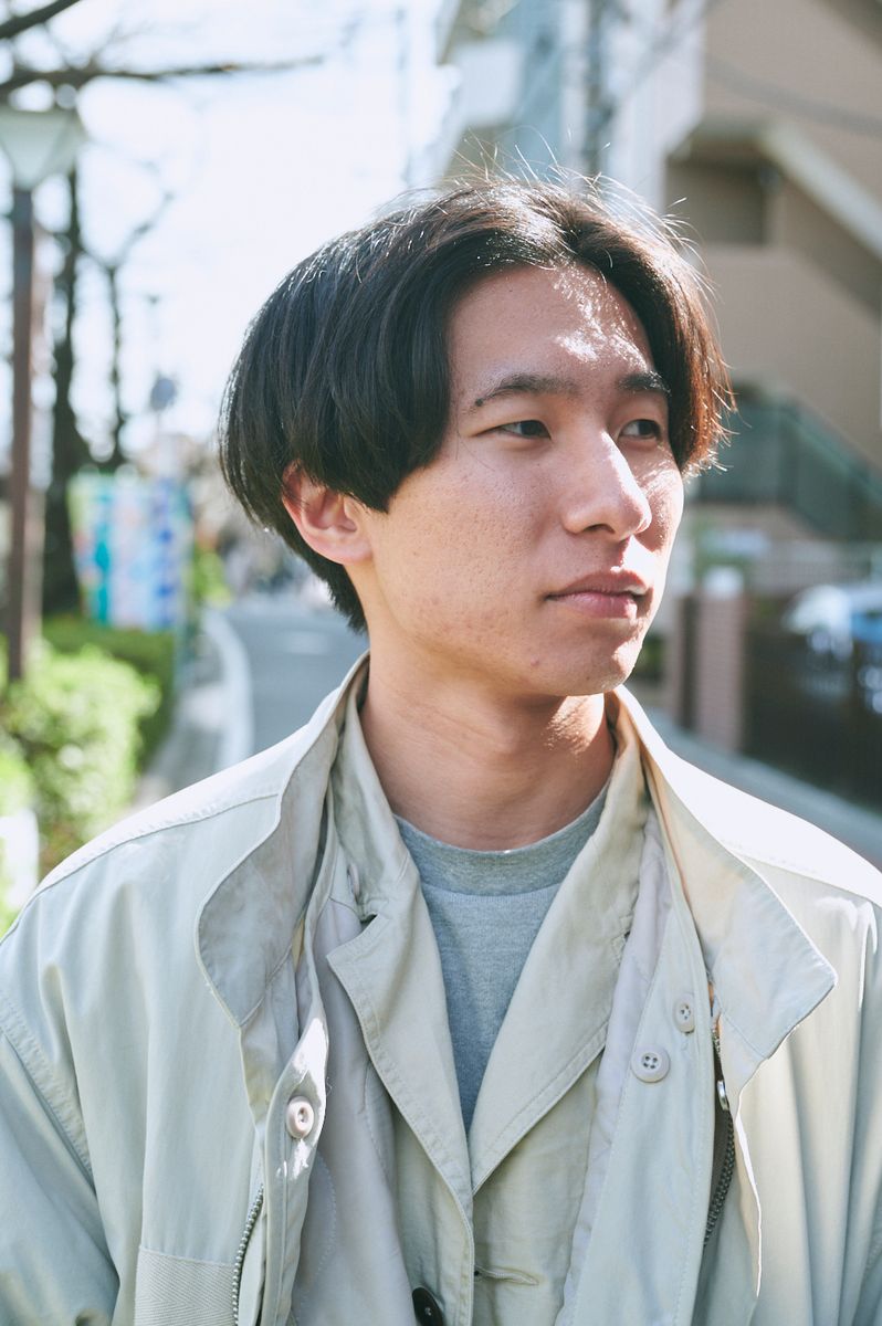 全身ナチュラルテイストなブランドで優しげ 日高舜介 3枚目の写真