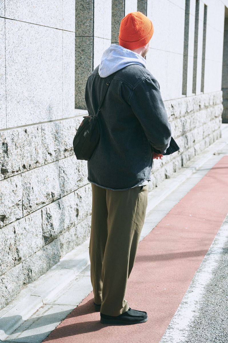 海外勢の着用率も高いユニクロのパンツ Vladislaw 2枚目の写真