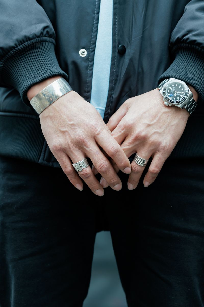 ちら見せのゴローズ＆ロレックスで男っぽく 小西孝典 5枚目の写真