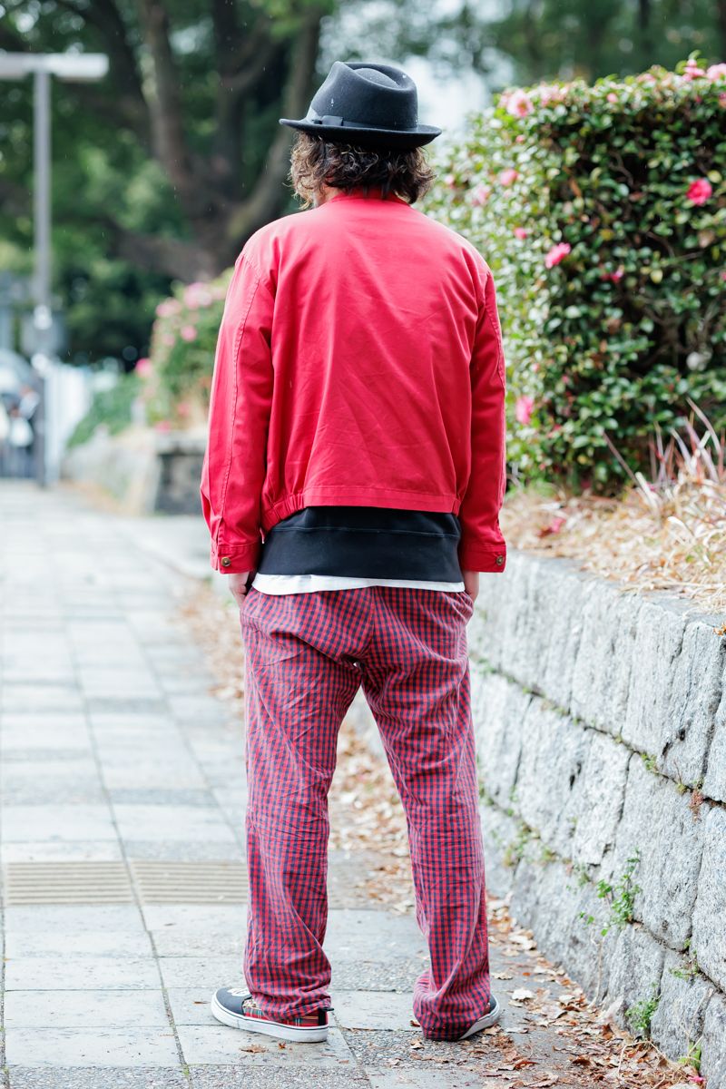 40代の大人パンク。足元にはピストルズ 浅井博樹 2枚目の写真