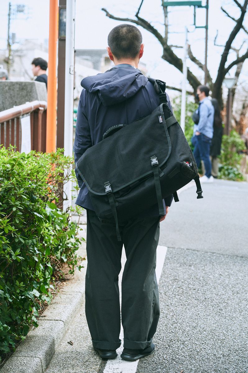 暖冬を快適に過ごすテック系アウターの正解 前馬翼 2枚目の写真