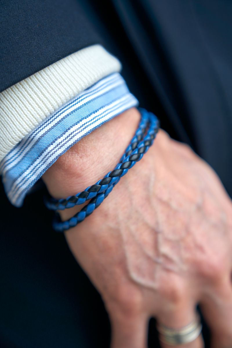 紳士到来。マッキントッシュのシルエット美 関 孝江 5枚目の写真