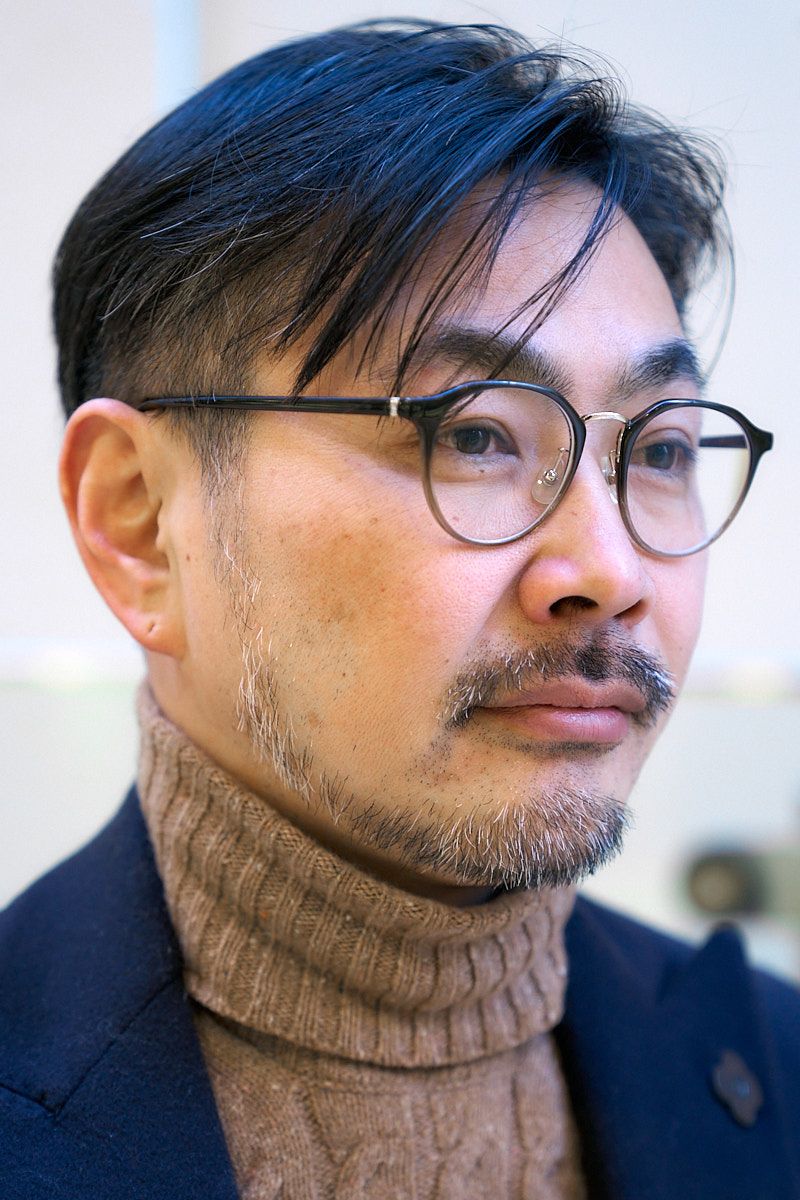 上品に履くチェックパンツが大人ならでは 田岡大樹 4枚目の写真