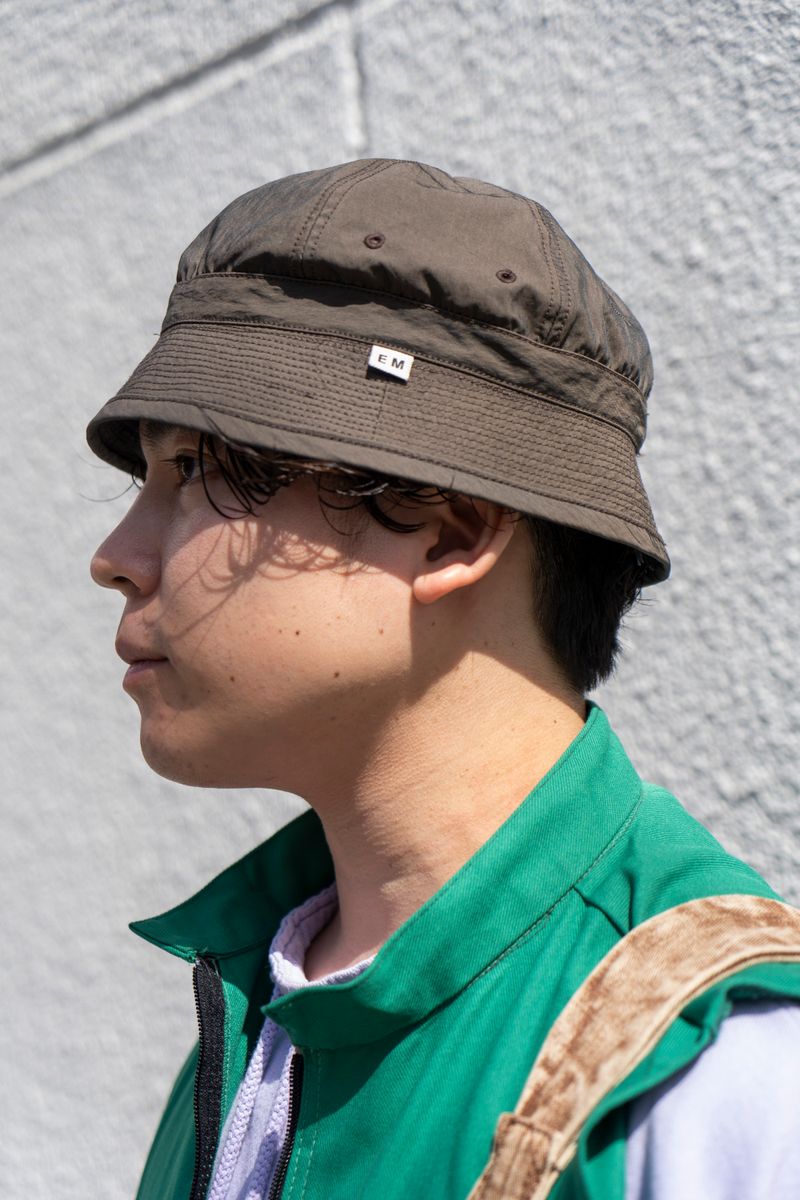 ヨーロッパの作業着をリメイクした緑ベスト N.T 3枚目の写真