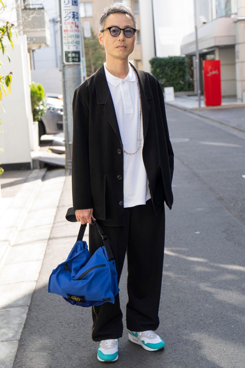 ラコステ「ポロシャツ」の汎用性の高さを証明した3名。ジャケットのインナーやワントーンコーデに - 5枚目の画像