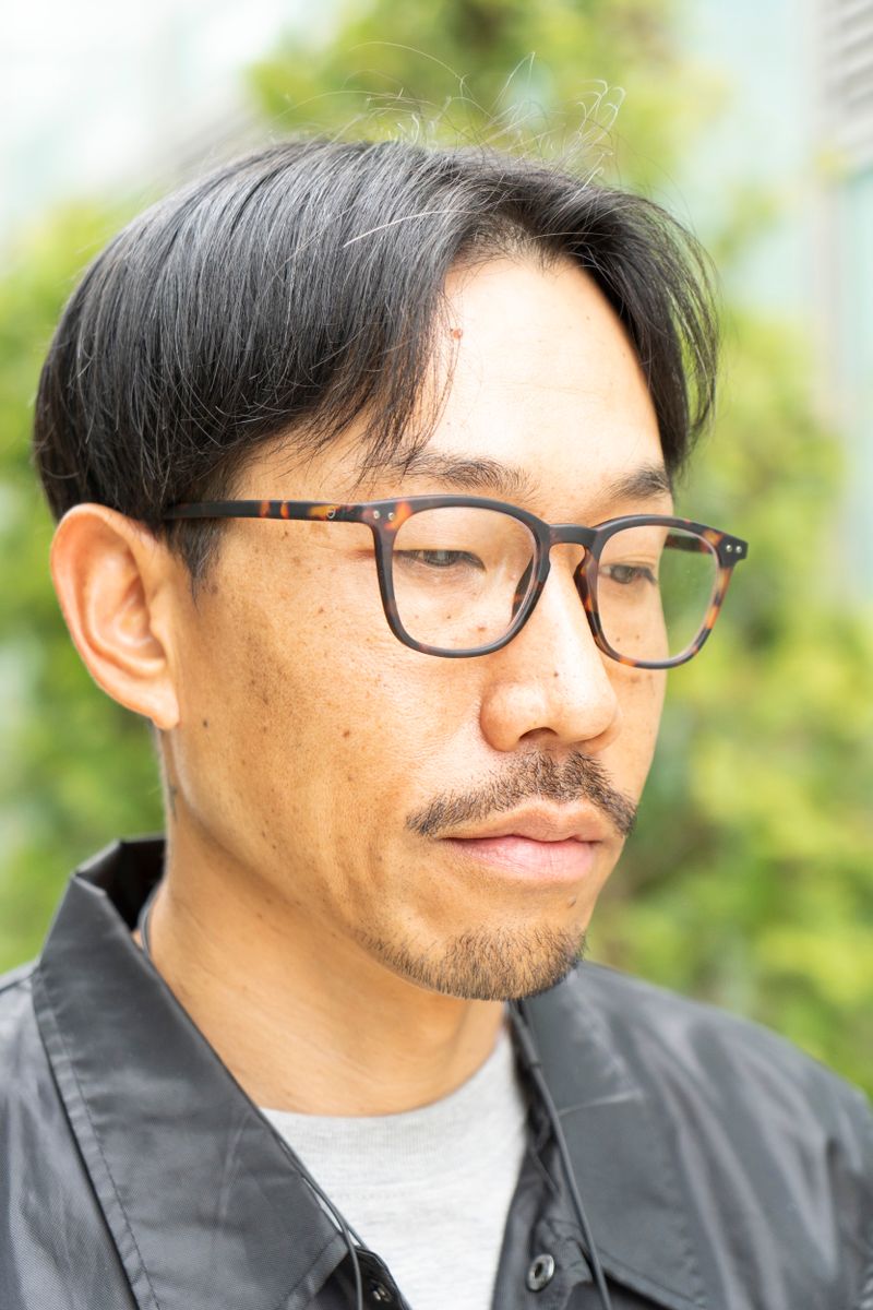 妹さんから譲り受けた迷彩リュックが効いてます 関 貴好 3枚目の写真