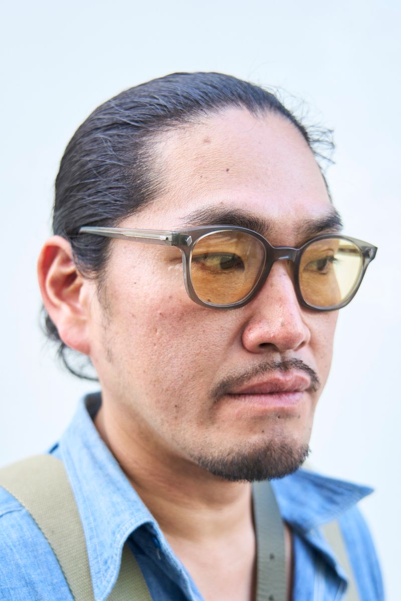 デニムシャツが爽やかなアーミースタイル ホリエ 3枚目の写真